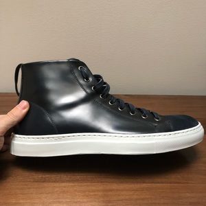 Brand new Russel Park Navy high top sneaker 9.5